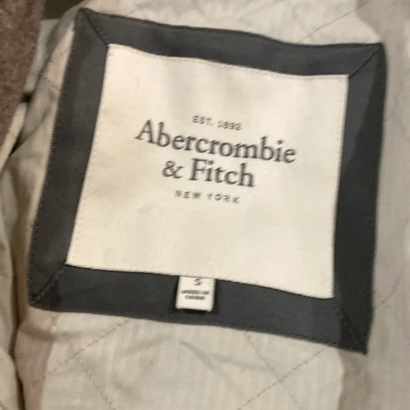 Abercrombie and fitch coat! 🧥 - Picture 6 of 7